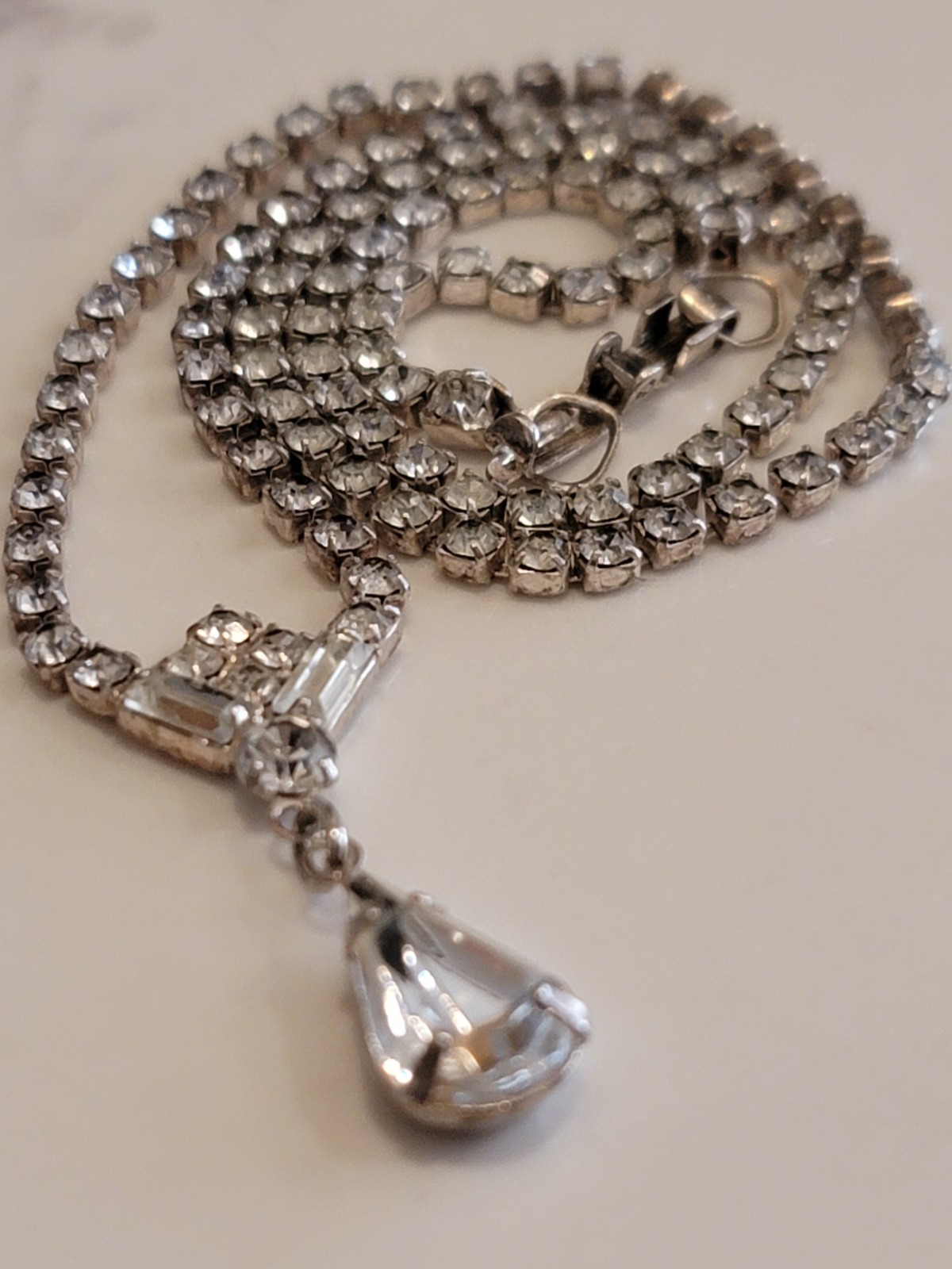 Vintage Rhinestone Necklace Crystal Teardrop Pendant Bridal Formal 16 Inch
