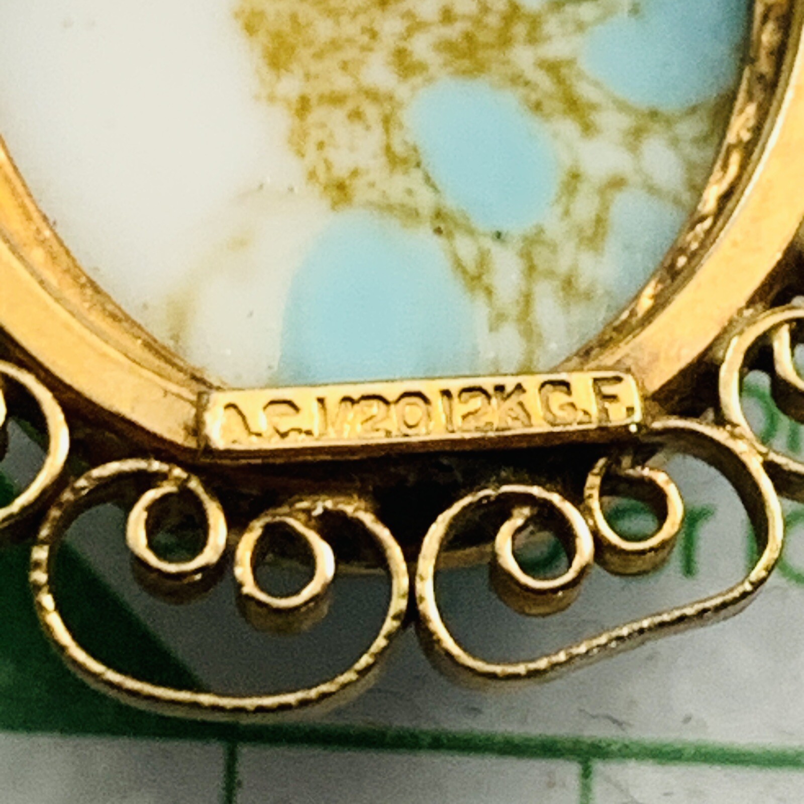 VTG Faux Turquoise Glass Signed AC 1/20th 12K GF Brooch & Clip on Earring Set