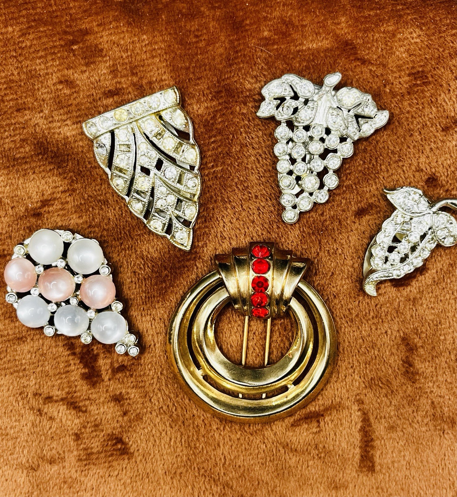 Vintage Coro, Pot Metal, Moon Glow Fur Dress Scarf Clip Lot Resell Wear 5 Pc Lot