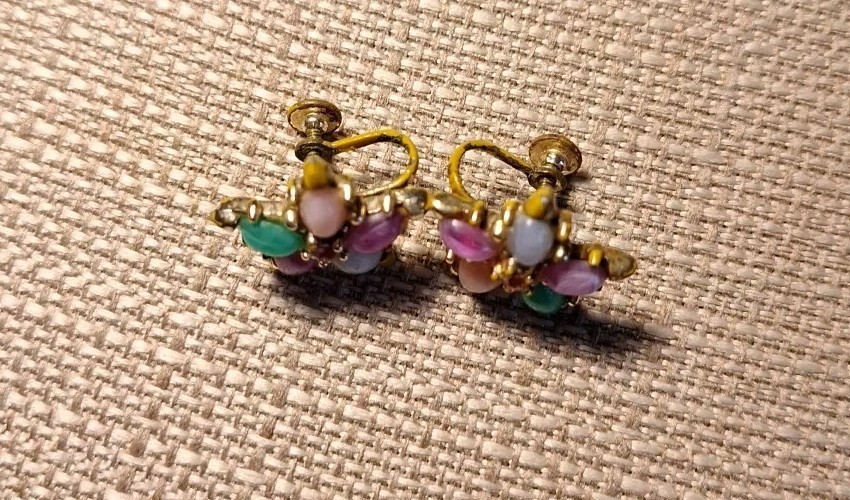 Colorful Opaque Pastel Marquise Stones Amid A Pink Stone Screw Back Earrings Vtg