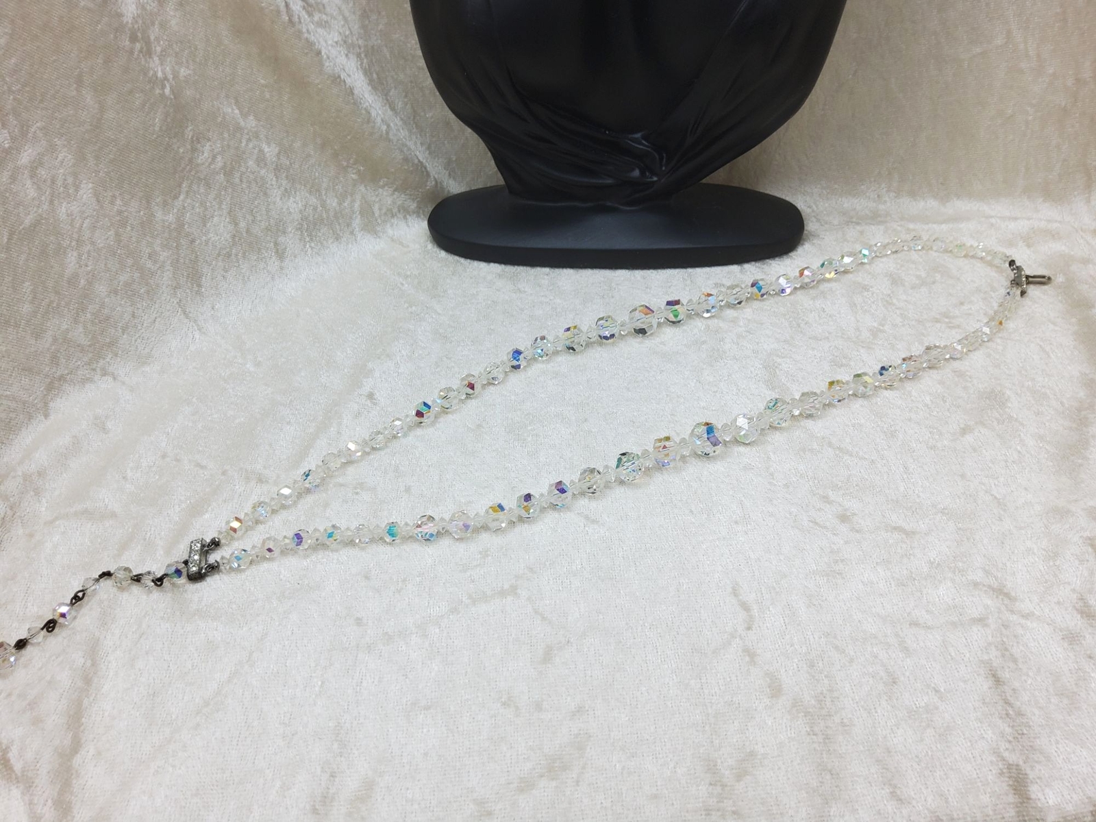 Vintage Crystal Acrylic Aurora Borealis Beaded Y Necklace With Elegant Drop