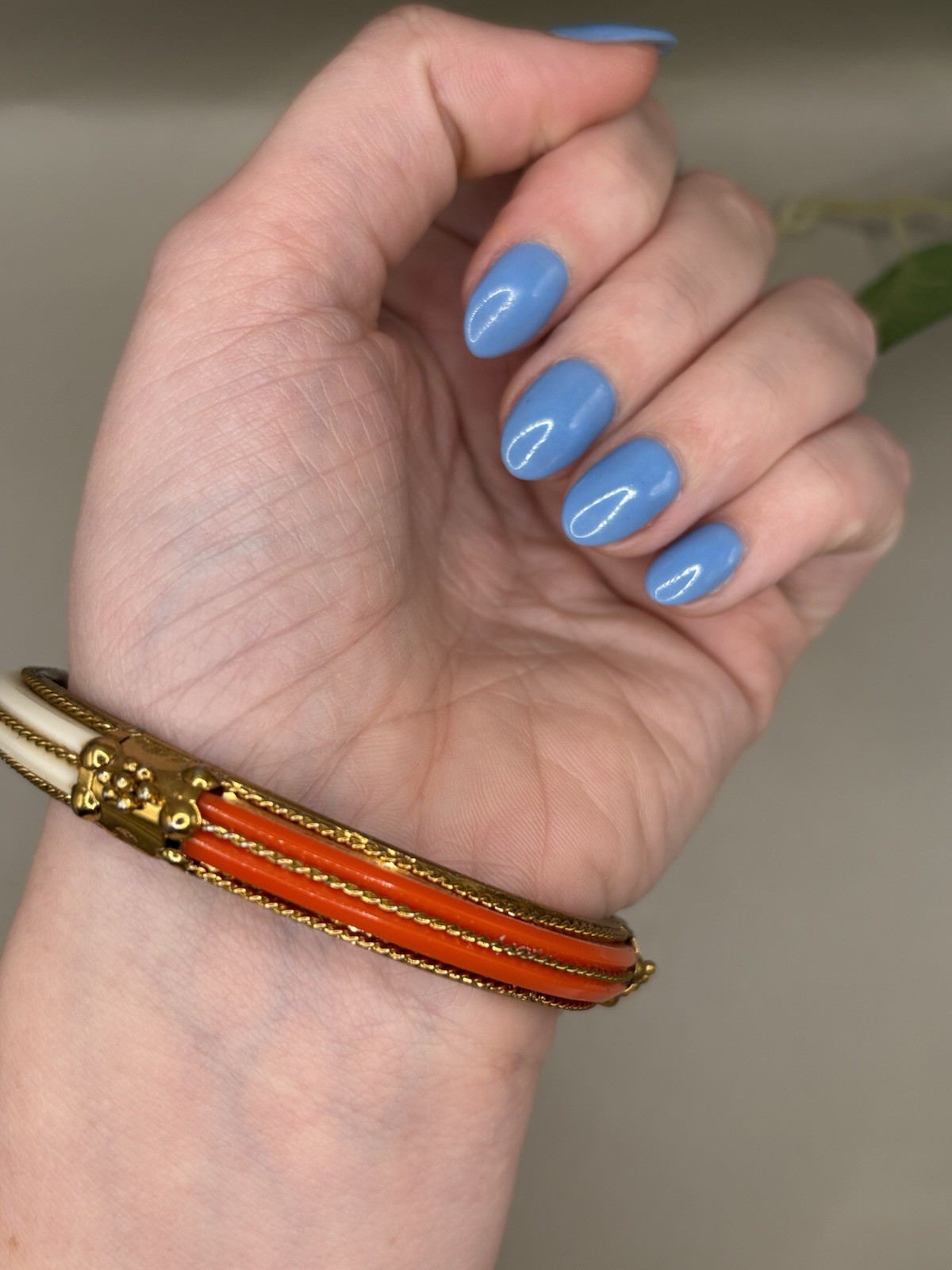 Vintage Reversible Enamel Bangle – Orange Coral & Cream Gold Tone Bracelet