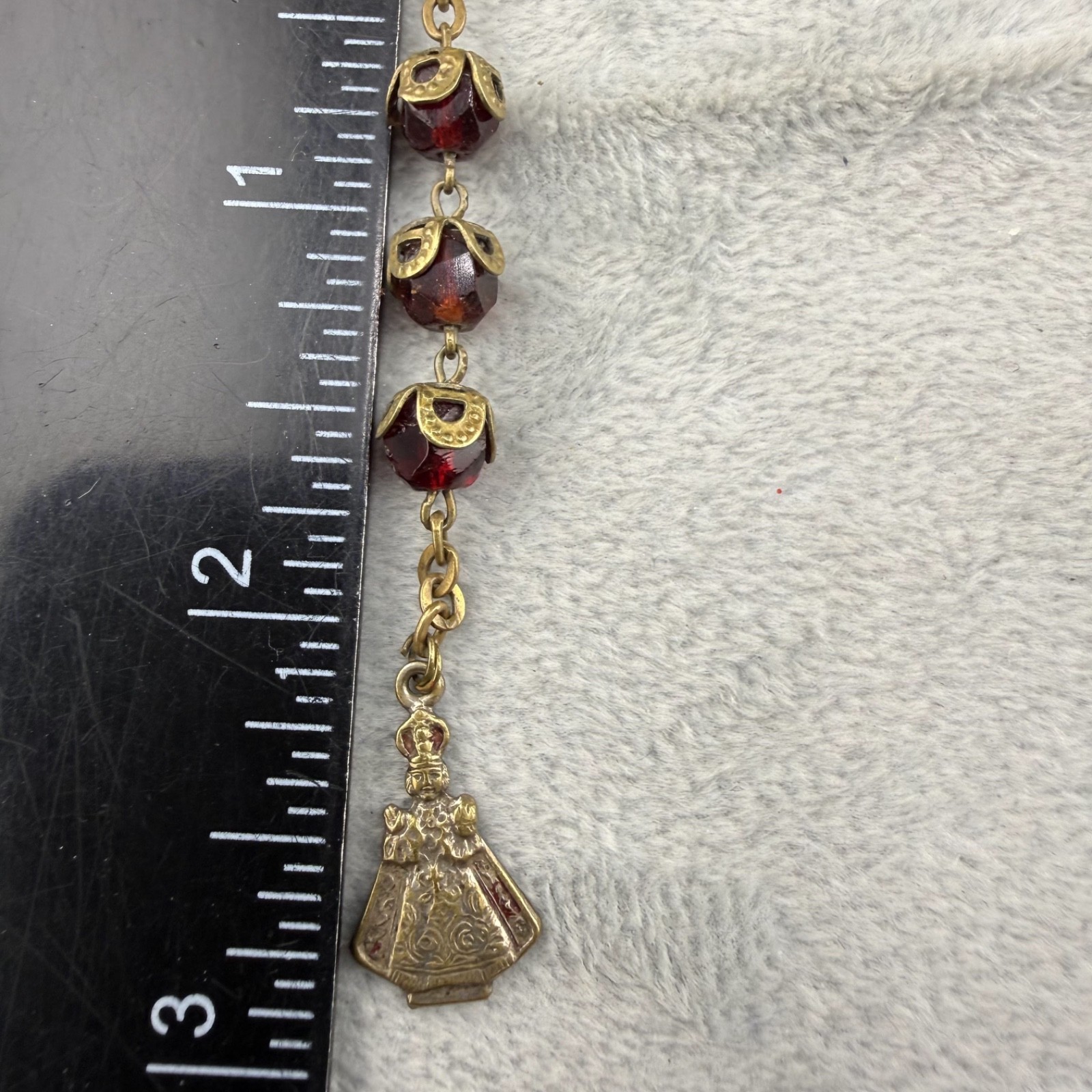 Vintage Travel Rosary Gold Tone Red Faceted Glass Infant of Prague 4”