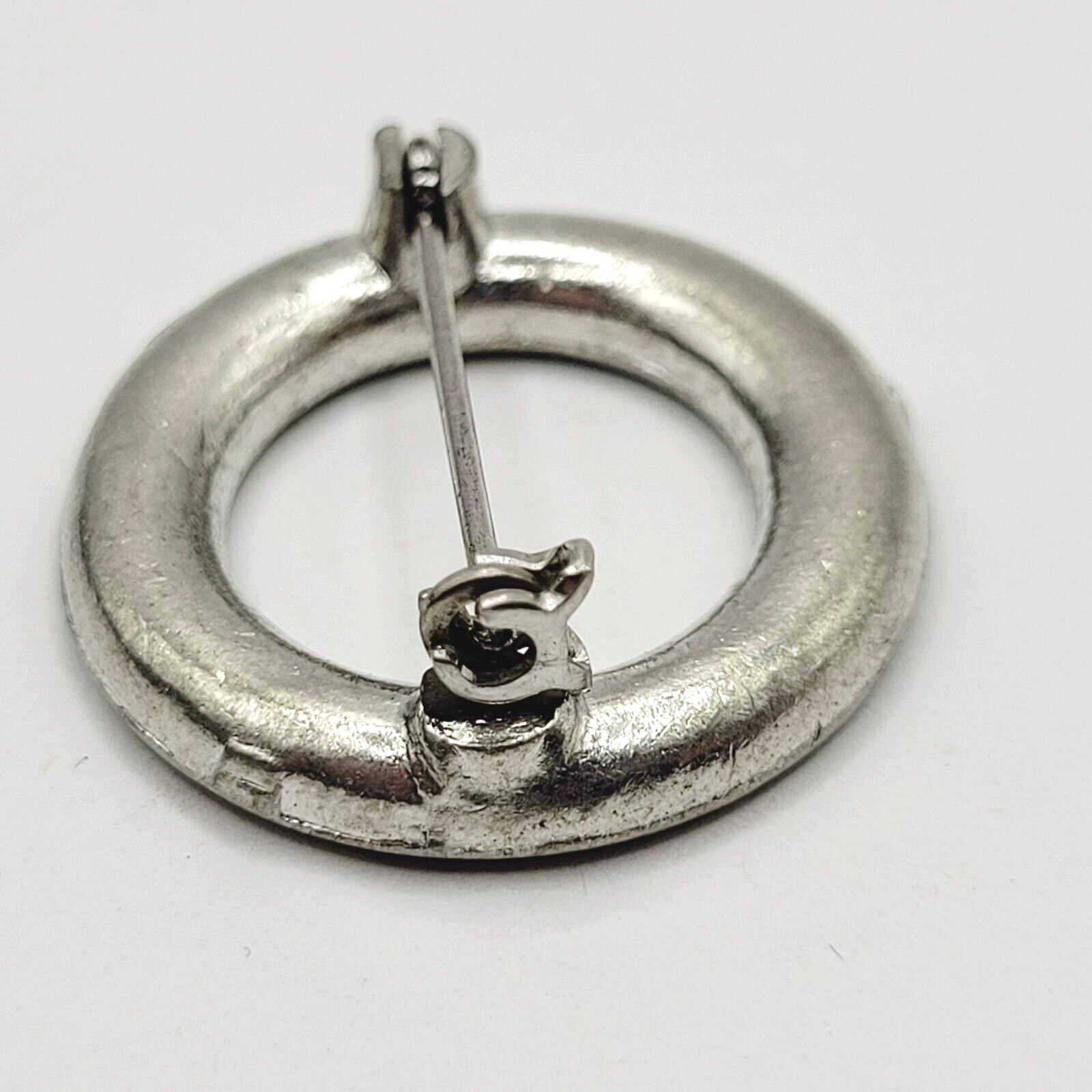 Sparkly Rhinestone Ring Circle Silver Tone Scatter Scarf Brooch Pin Vtg 1970s