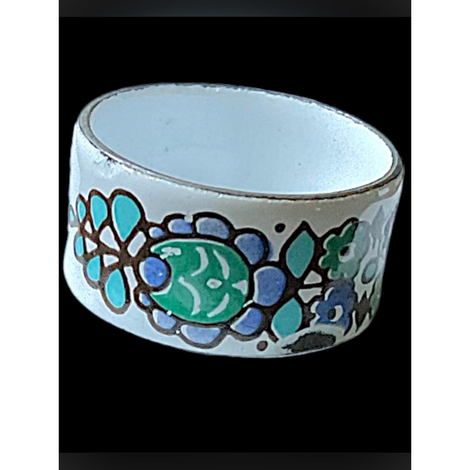 Vintage Mexican Ceramic Hand Painted Floral Ring Size 7 Blue Green White Flaw