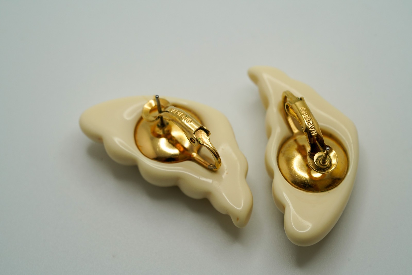 Vintage Off White Cream Shell Napier Earrings 4cm JB1