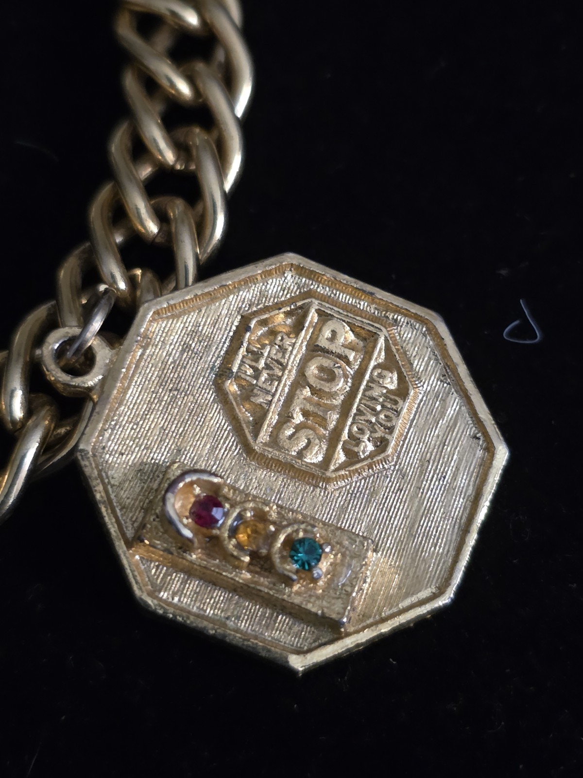 Vintage 80’s Goldtone Charm Bracelet 6 3/4 In