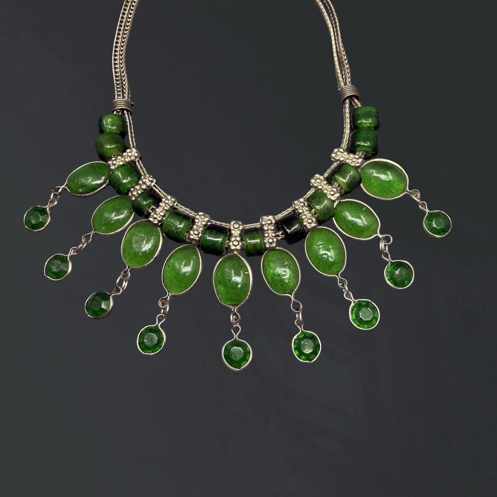 Vintage BOHO Bib Necklace GREEN GLASS Southwest Artisan Drop Dangle India Silver