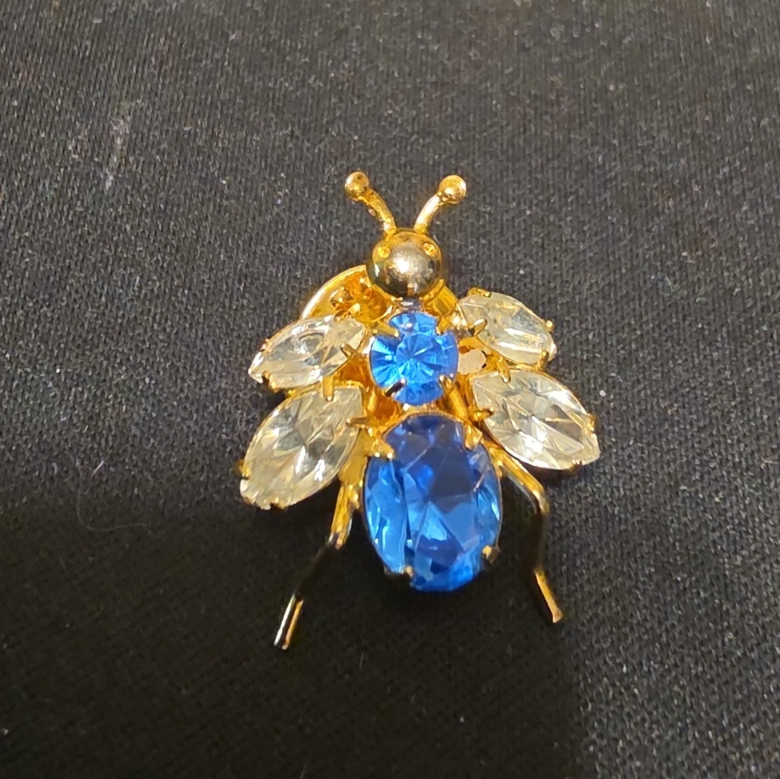 Vtg. Unsigned Blue Rhinestone Bug Insect Lapel Pin Brooch Gold Tone Ballou Back