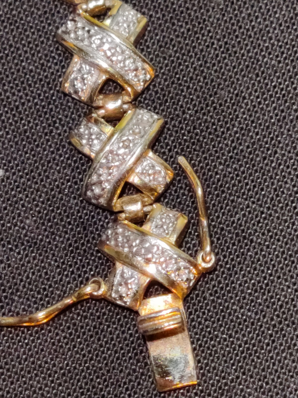 Vintage Gold Vermeil On Sterling Silver 925 X Design bracelet 2 safety Clasps