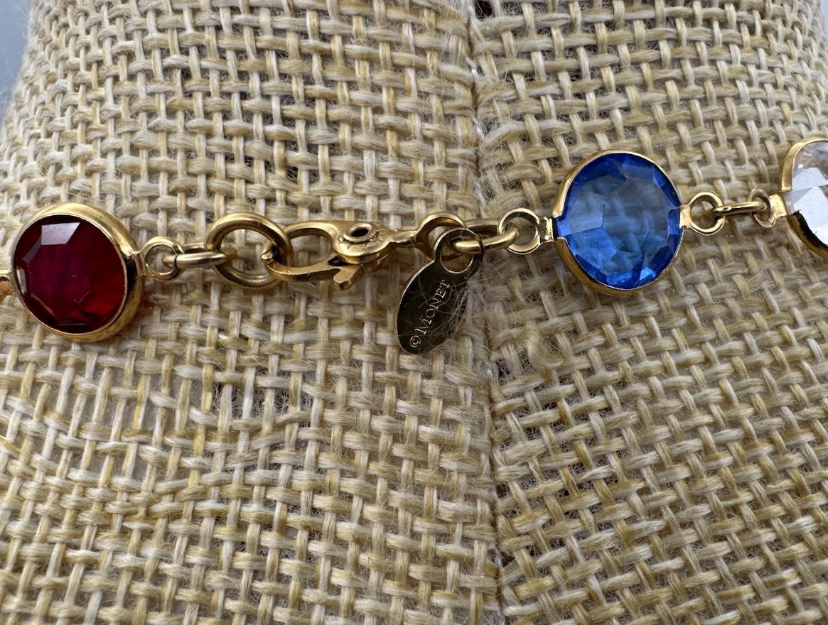 VTG Monet Bezel Austrian Crystal USA Necklace signed Single strand 36″
