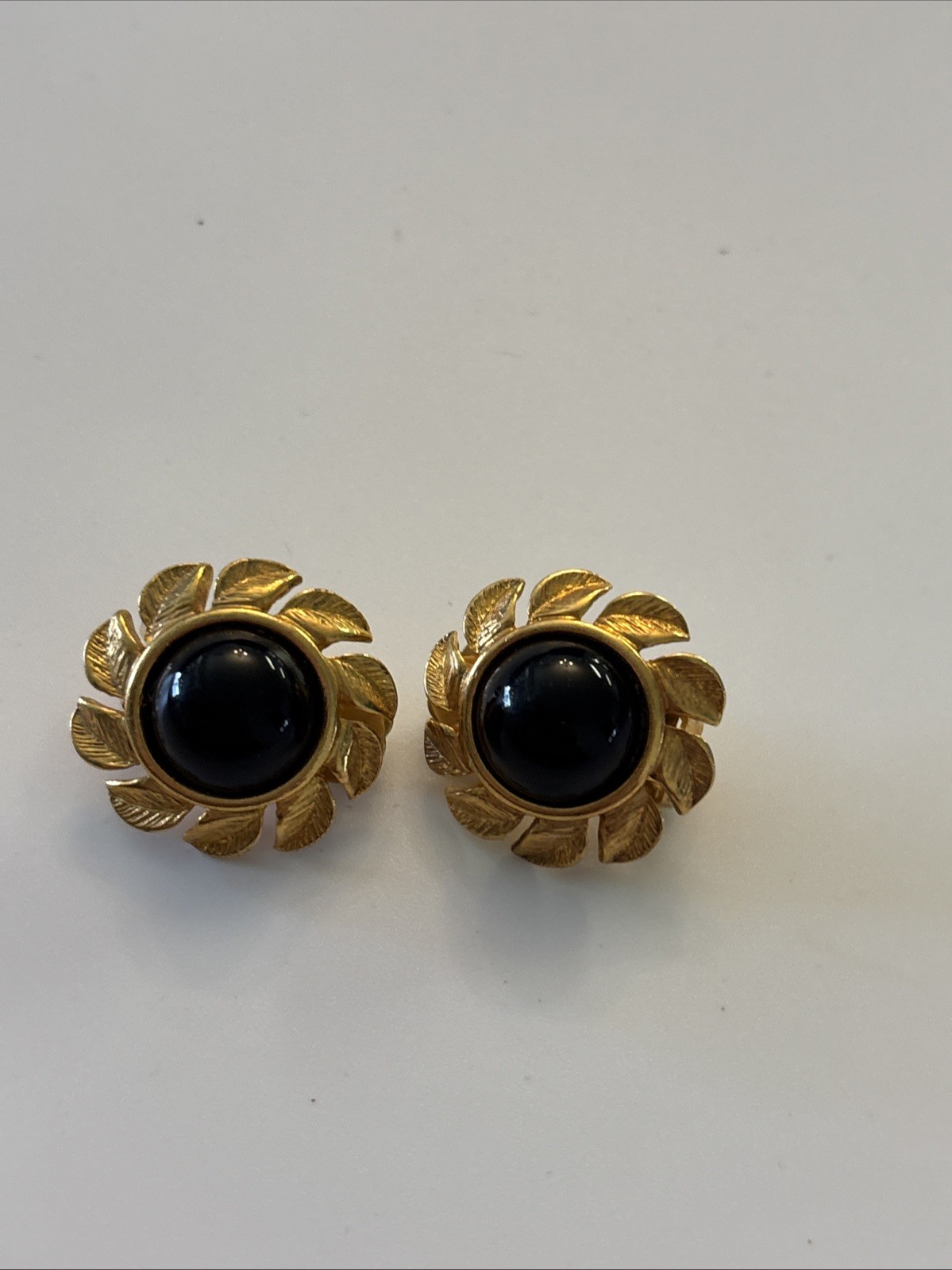 White Stag Clip on Earrings Golden Tone Metal Black Stone Center
