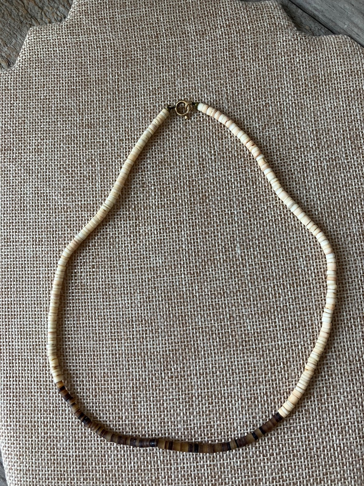 Vtg Shell and Horn Heishi Bead Necklace with Gold Filled Clasp 15.5″ Long