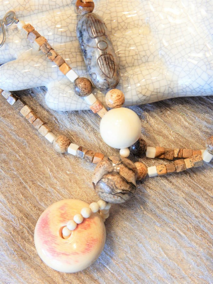 Retro Vintage Earthy Organic Boho Chic Natural Stone Bead Y Necklace