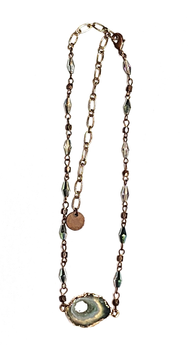Vintage Sweet Lola Brass Blue Green Beaded Geode Pendant Necklace 17″ Choker