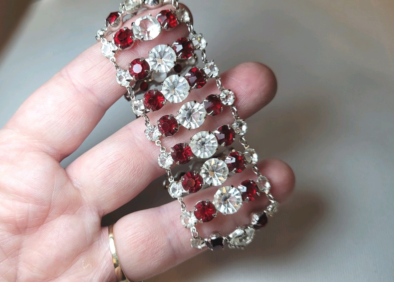 Elegant 7.5″ Estate Garnet & White Sapphire Color Bracelet 1/20 12k Gold 36.85gr