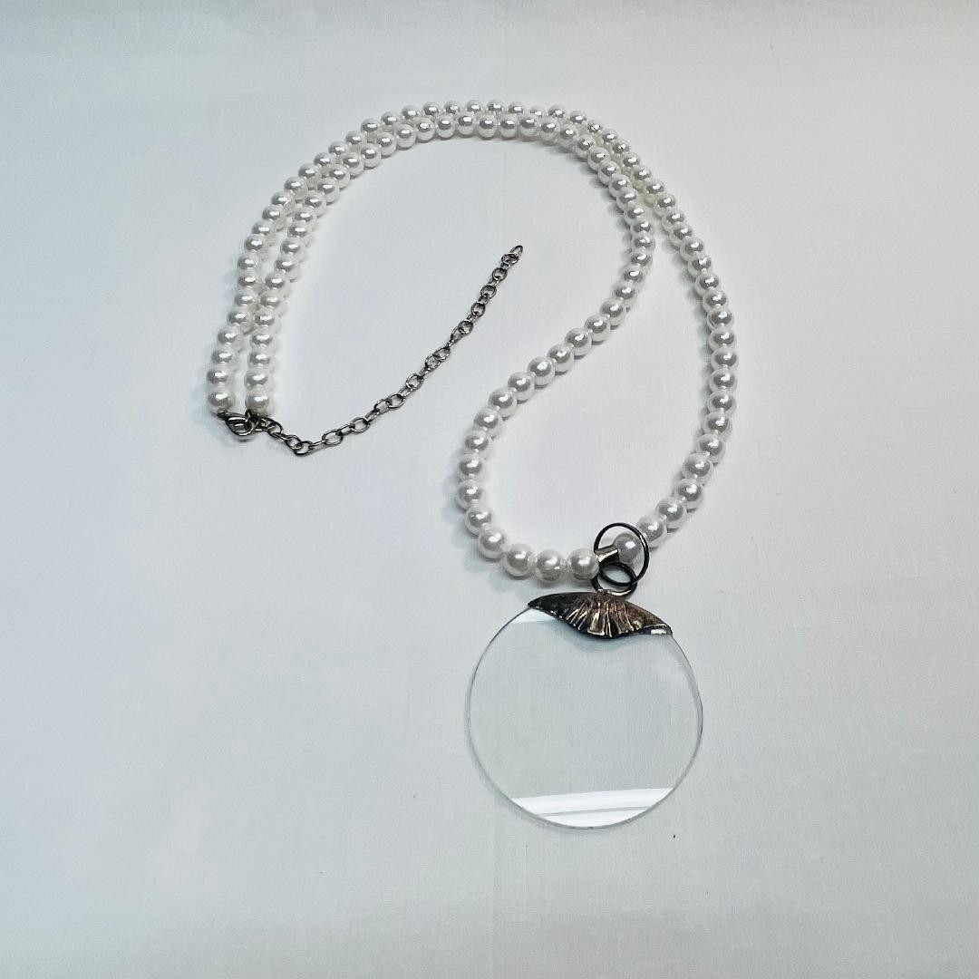 VTG 16 in White Simulated Pearl Necklace Clear Pendant Lobster Claw Safety Clasp