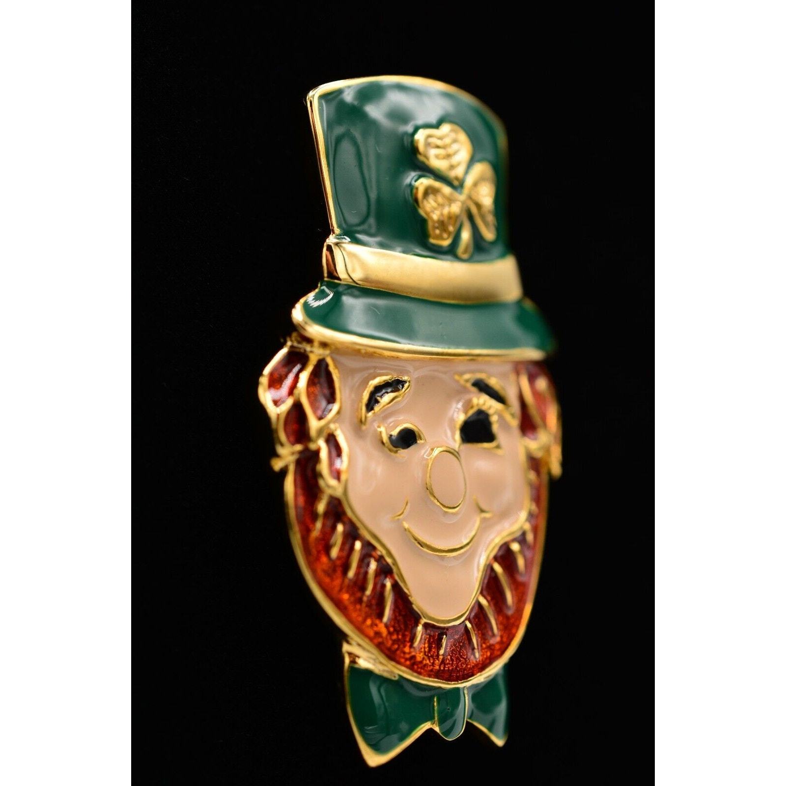 Vintage Leprechaun Shamrock Pin Brooch Green St. Patrick’s NOS 1980s BinA6