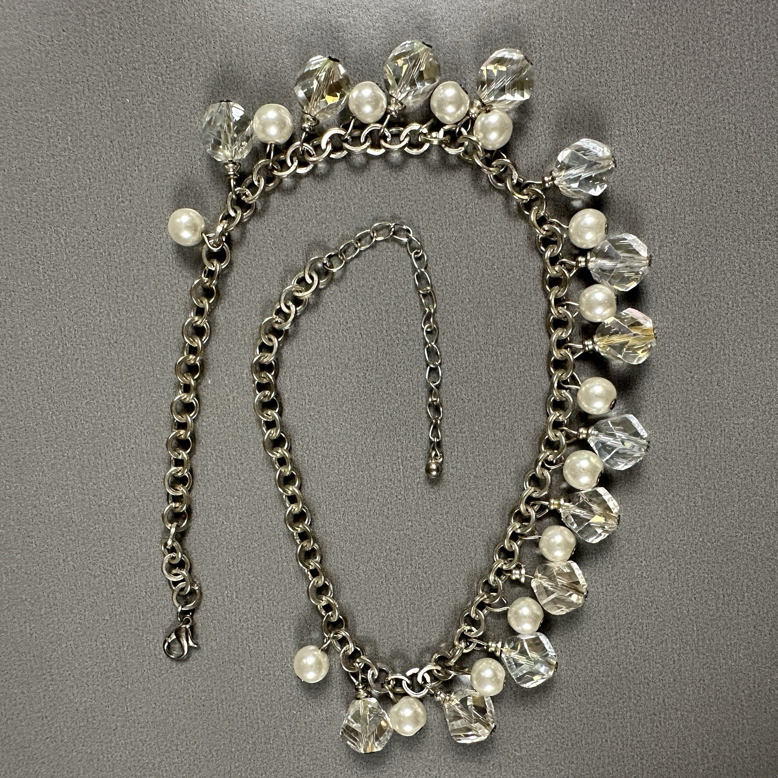 Vintage Faceted Bead Necklace Silver Tone Acrylic Dangle 16-18″ Charm