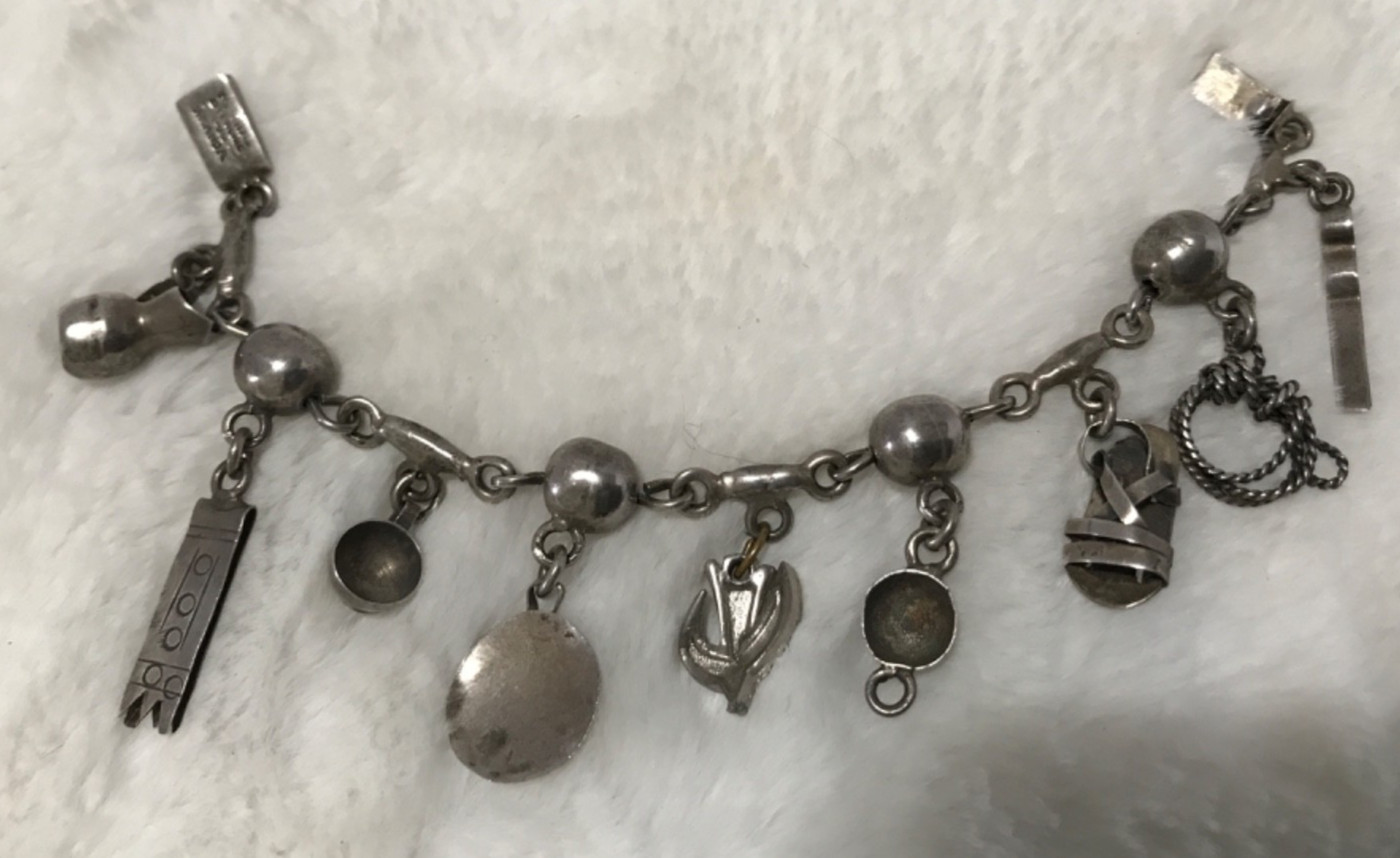 Vintage Handmade Mexican Sterling Silver 925 Charm Bracelet 9 Charms
