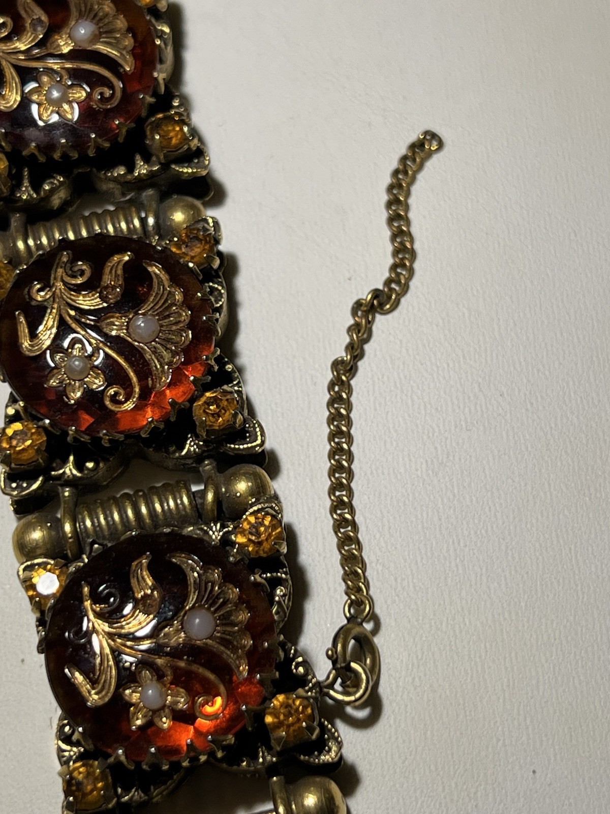 Vintage Chunky Brass Amber & Pearl Lucite Panel Bracelet Size 6.25