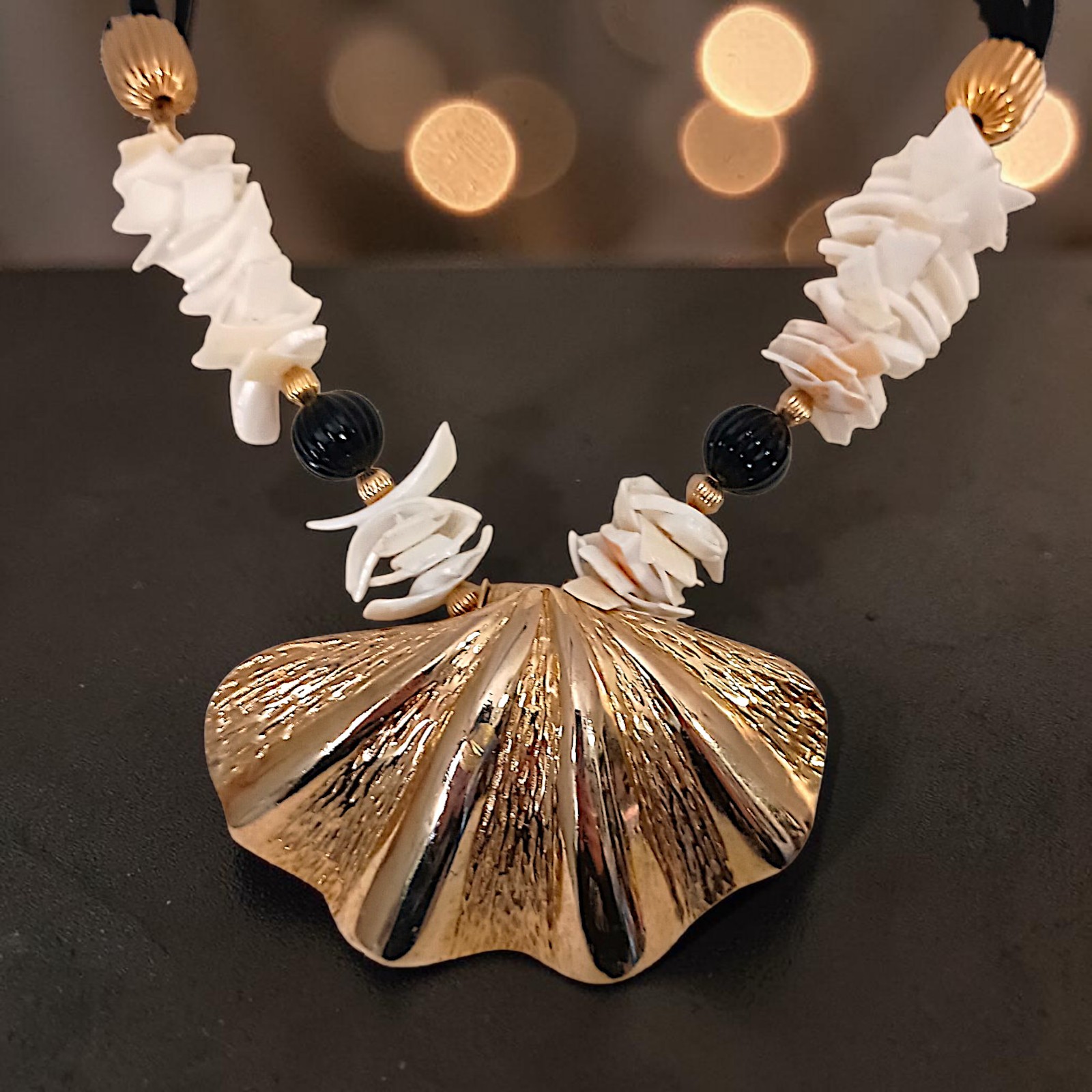 Gay Boyer Scallop Shell Necklace Vintage Corded Chunky Maximalist Coastal Beachy