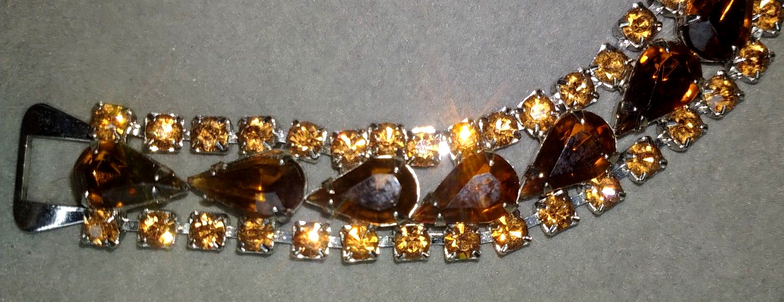 Vintage Juliana D&E Bracelet Amber Color Rhinestone Silver Tone 7 1/4″ X 5/8″