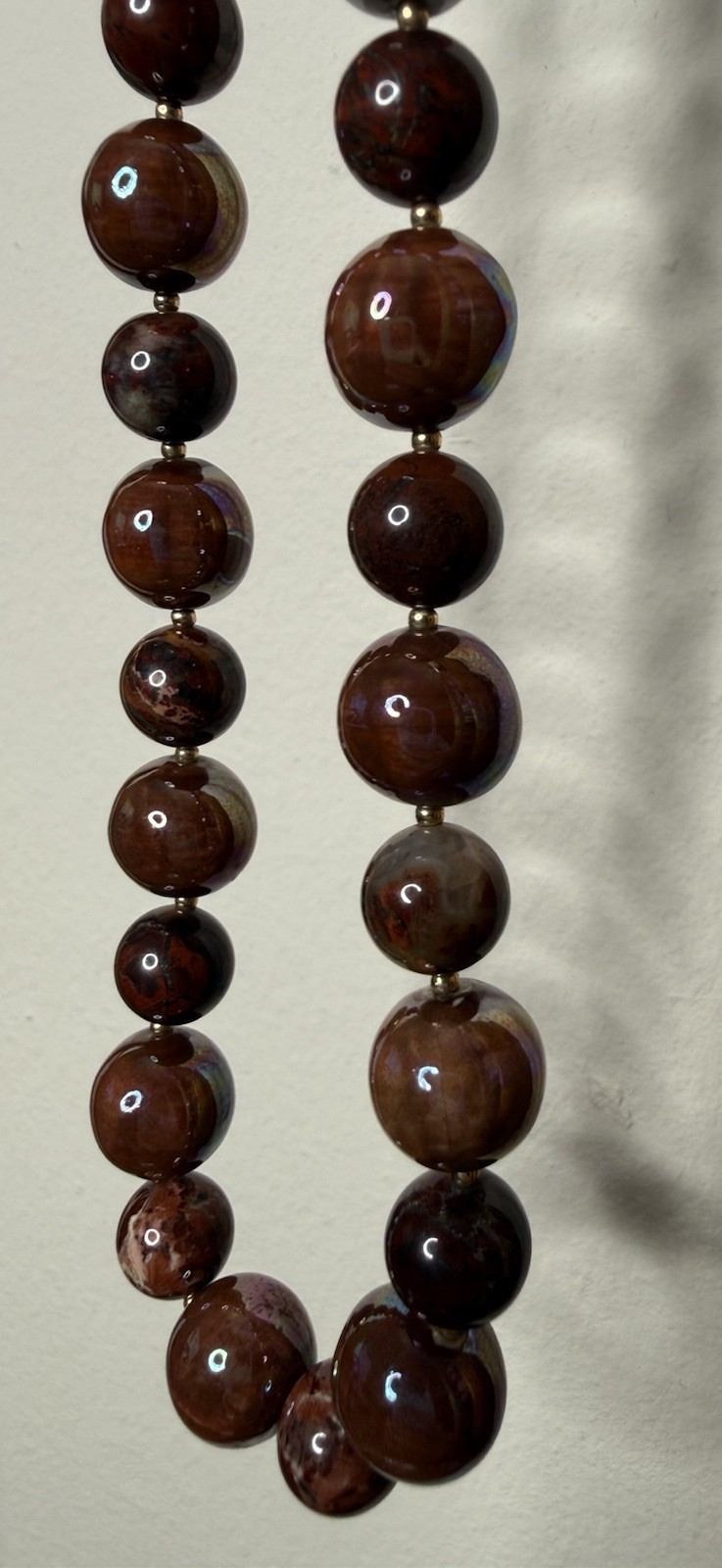 Vintage Graduated Marbled Bead Necklace Brown Red Iridescent 24” USA Pat