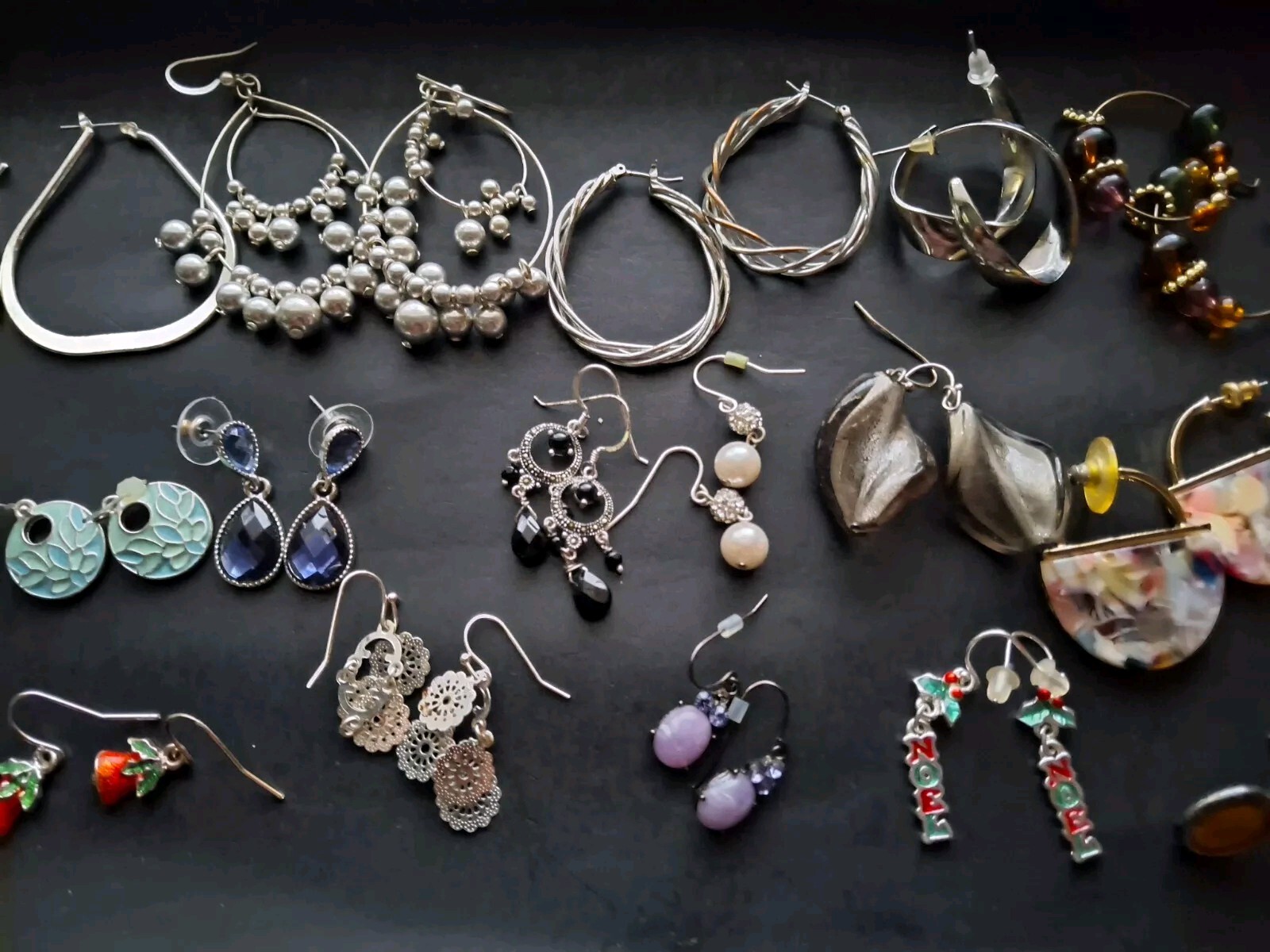 Lot Of 19 Modern/Vintage Earrings Pairs Pierced, Dangle, Hooks multicolor
