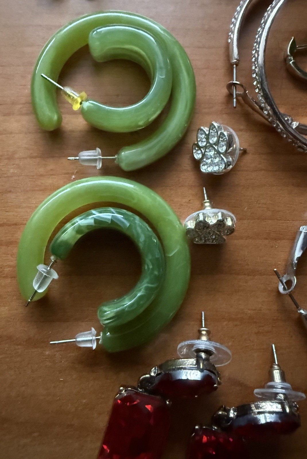 Lot 35+ Modern FASHION JEWELRY Rings, Necklaces, Earrings All Wearable!!