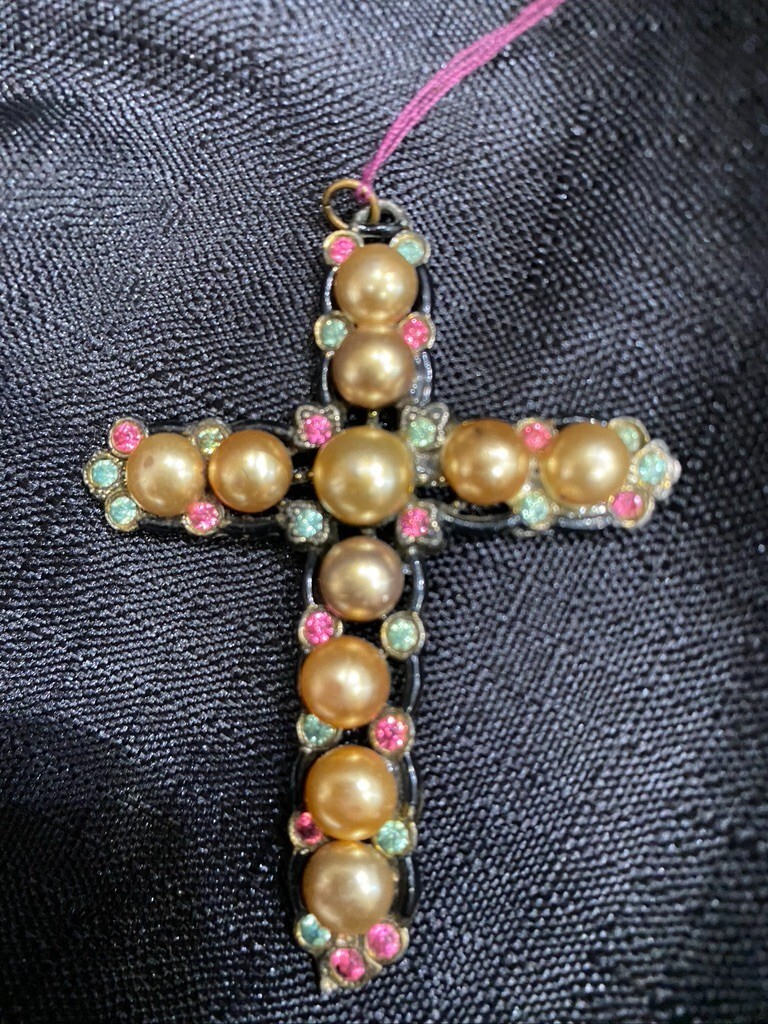 Vintage Cross Pendant Necklace New England Glass Works