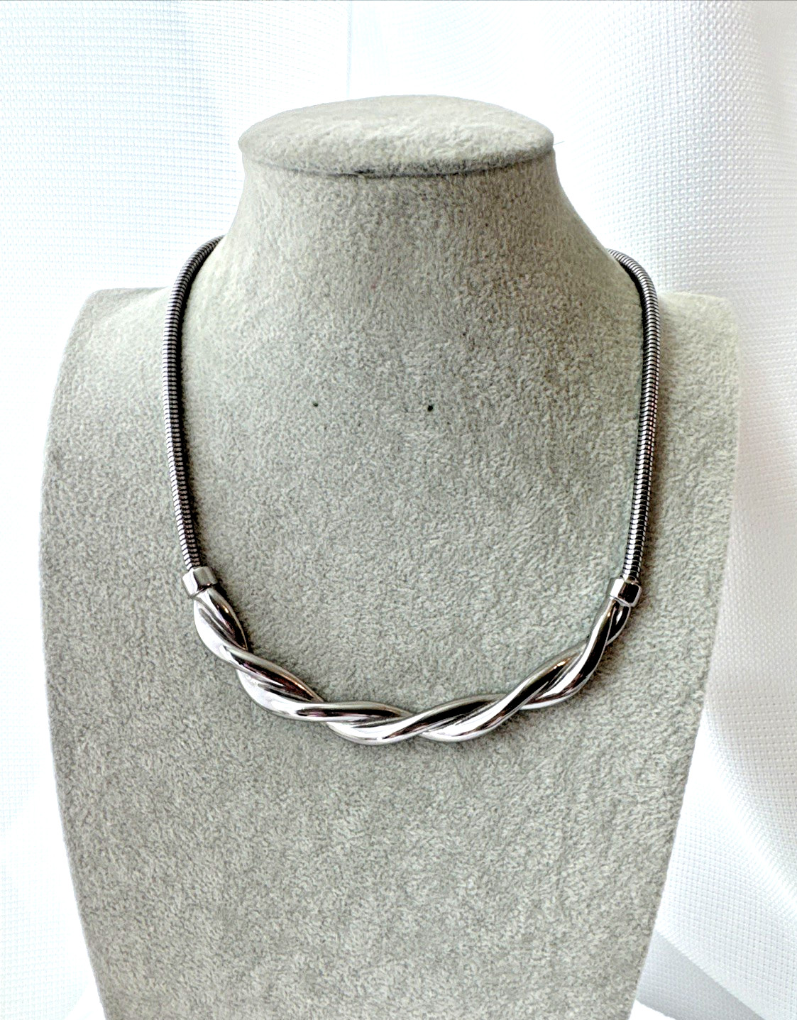 Sculptural Artisan Brutalist modernist Twist Choker Collar Statement Necklace