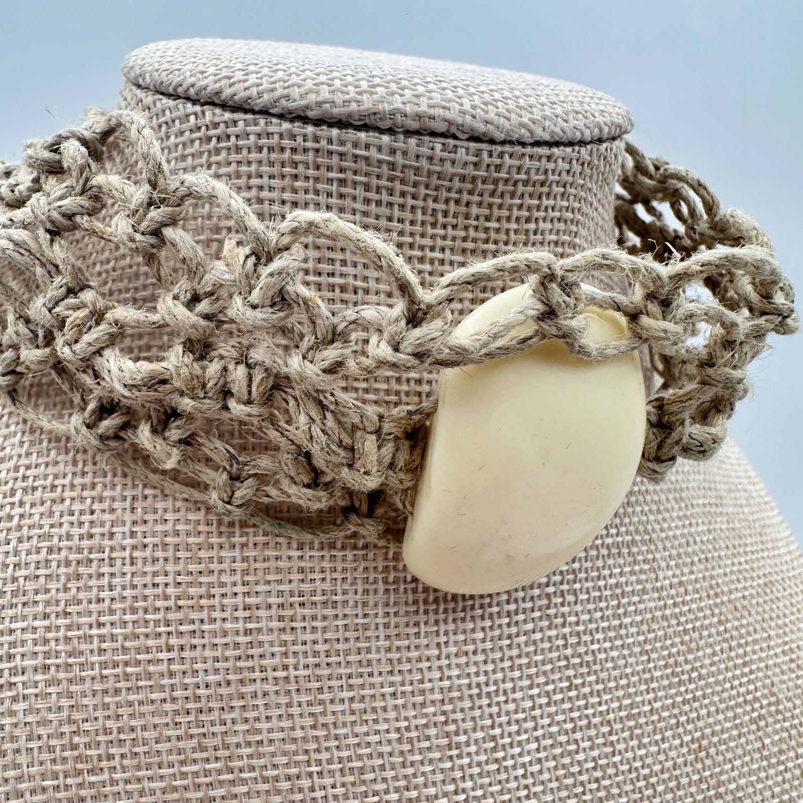 Vintage Y2K Cream Tagua Nut Stone Macrame Hemp Woven Choker Necklace Jewelry 90s