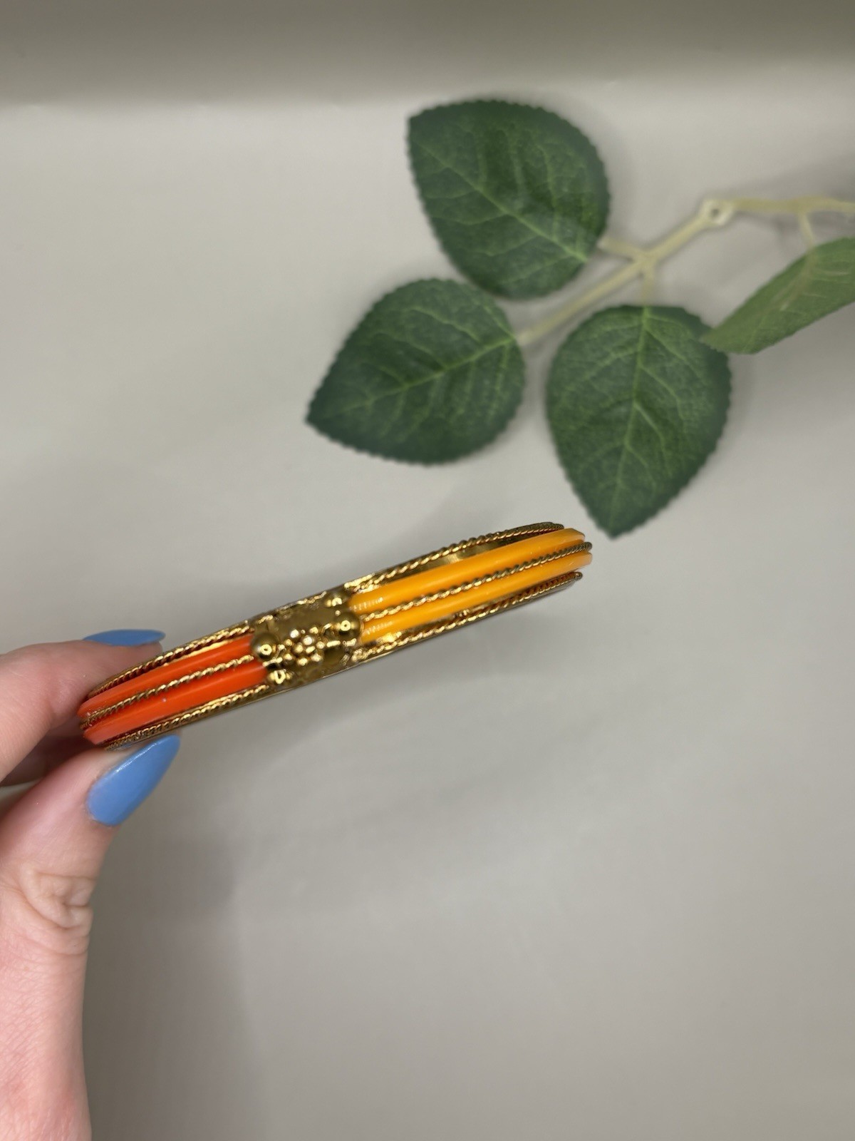 Vintage Reversible Enamel Bangle – Orange Coral & Cream Gold Tone Bracelet