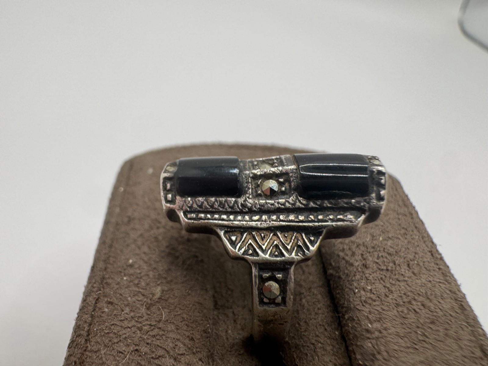 Vintage Sterling silver Art Deco Black onyx and Marcasite ring, Size 4.25