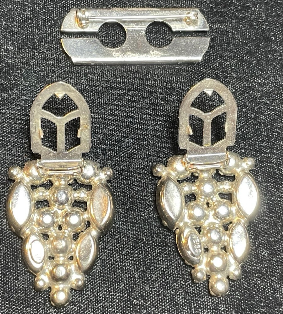 VTG SIGNED WEISS RHINESTONE CONVERTIBLE BROOCH DOUBLE FUR/DRESS CLIPS EXCELLENT!