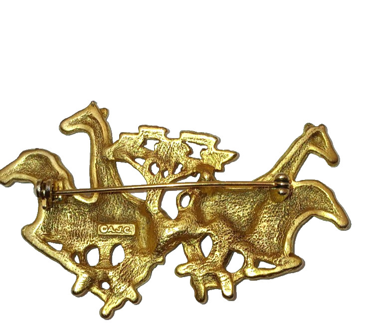 Vintage AJC African Safari Animals Giraffe Zebra Brooch Pin Brushed Gold Tone