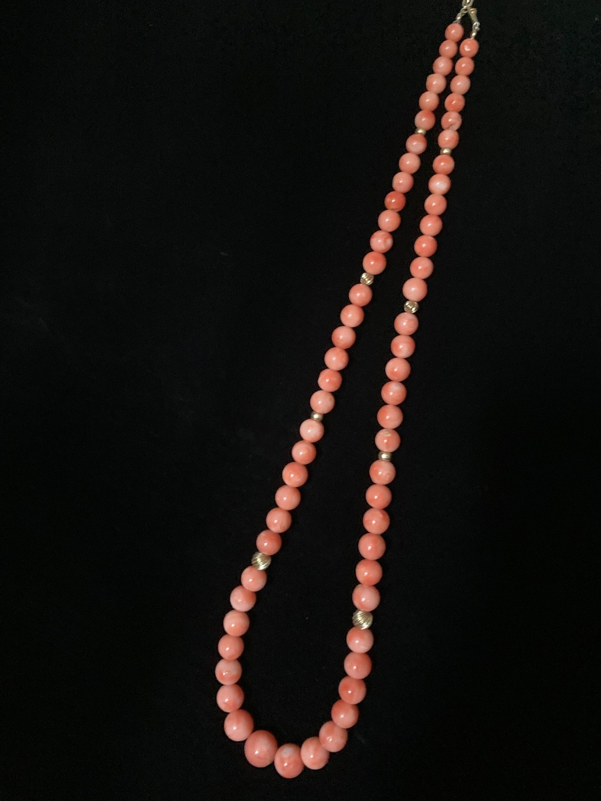 Graduated Salmon Colored antique CORAL lustrous Beaded Necklace HEAVY – 37 gm