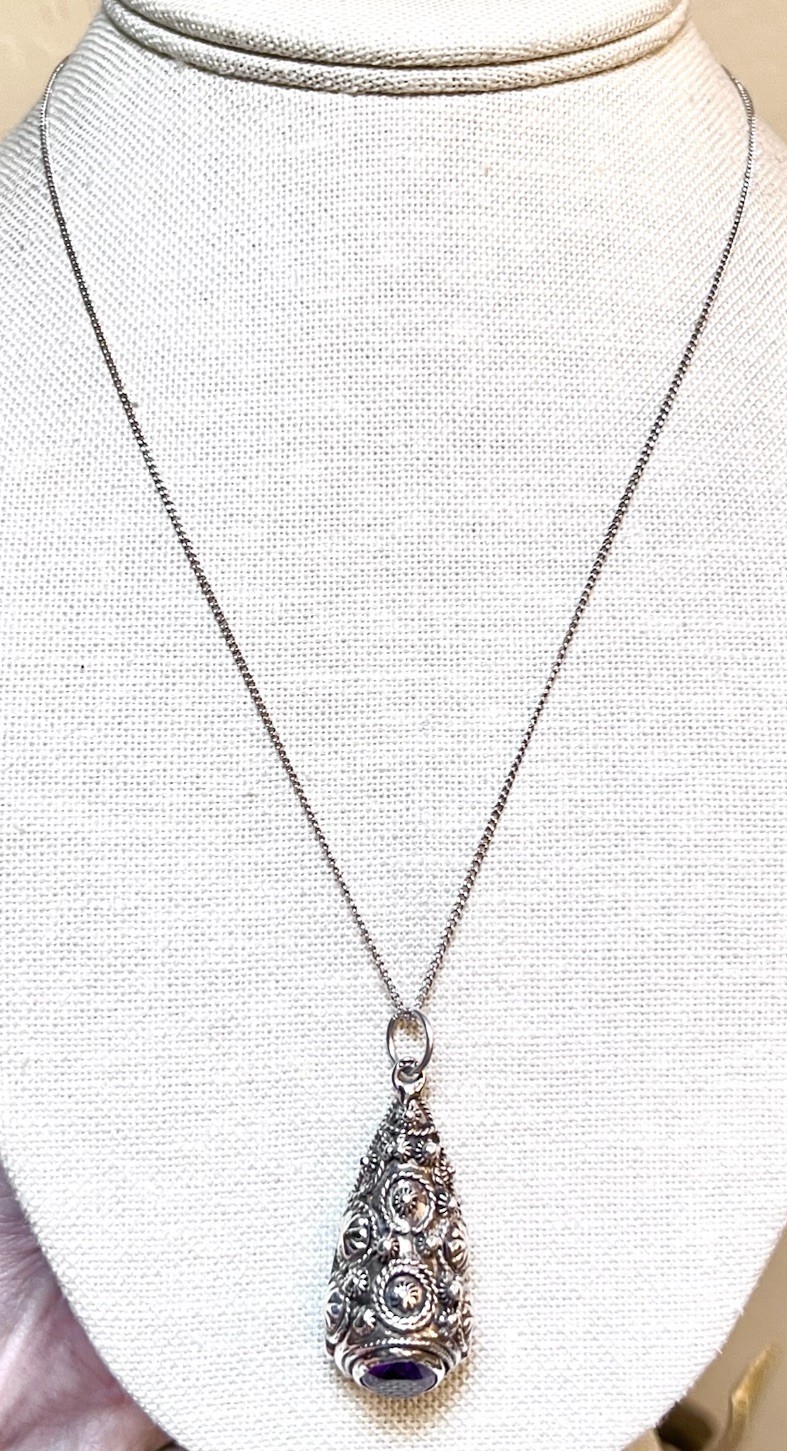 LOVELY Antique/Vintage Ornate Sterling Silver Cannetille Amethyst Necklace