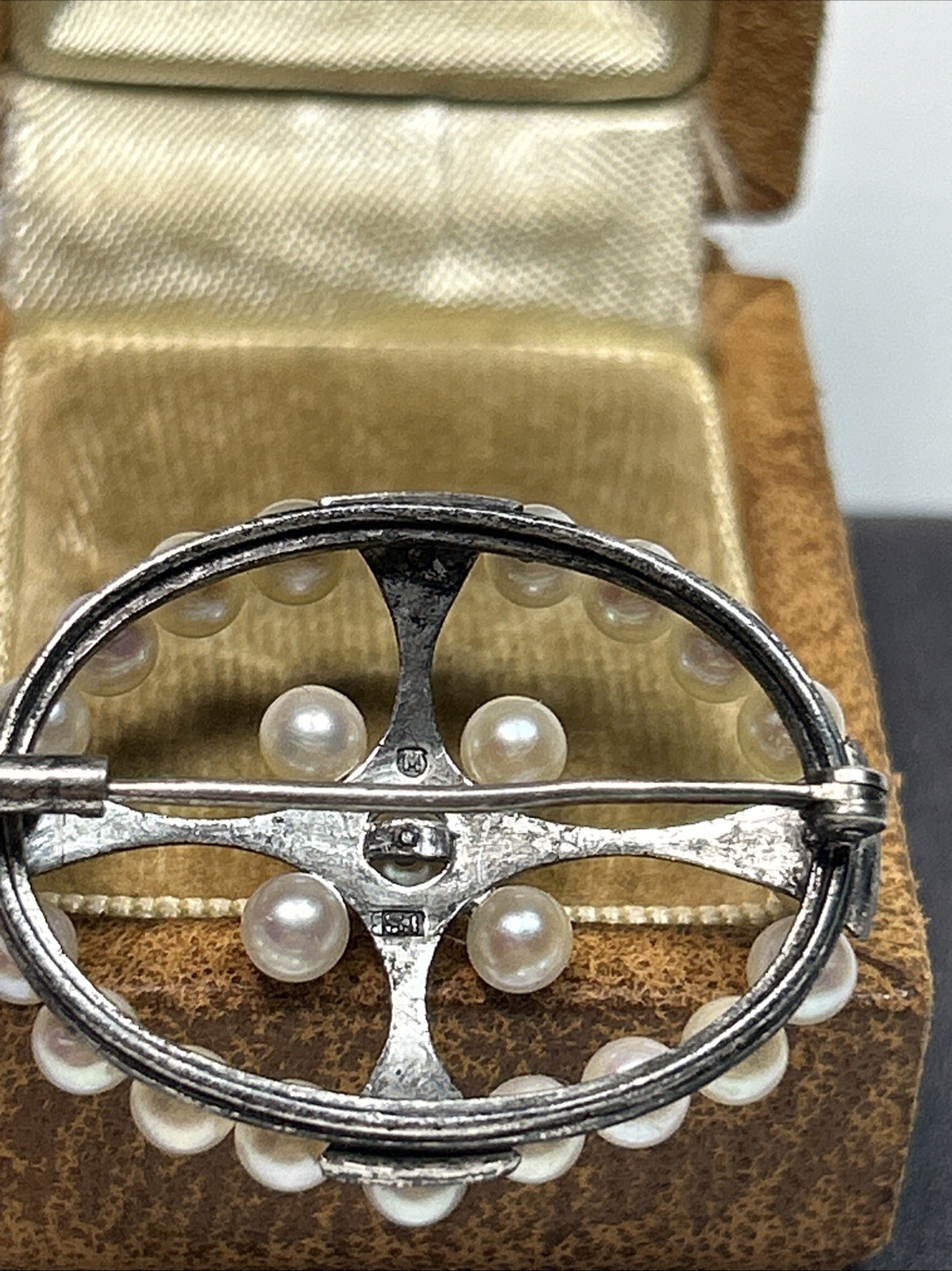 Vintage Mikimoto Sterling Silver Japanese Akoya Pearl Oval Wreath Cross Brooch