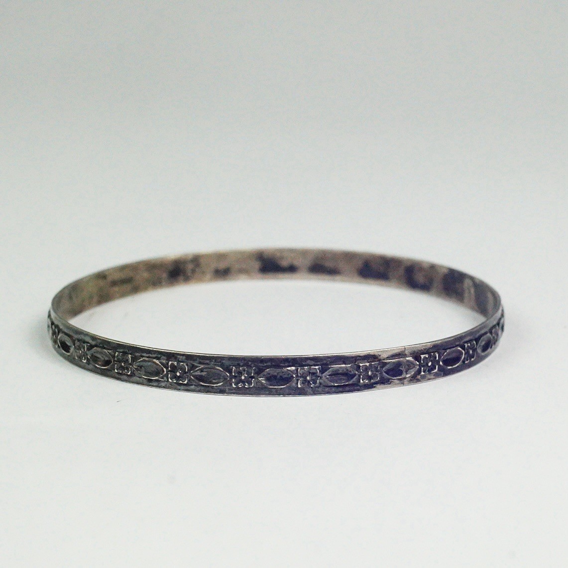 Vintage Sterling Silver 5.3 mm Floral Geometric Bangle Bracelet 7.75” 8.33 g
