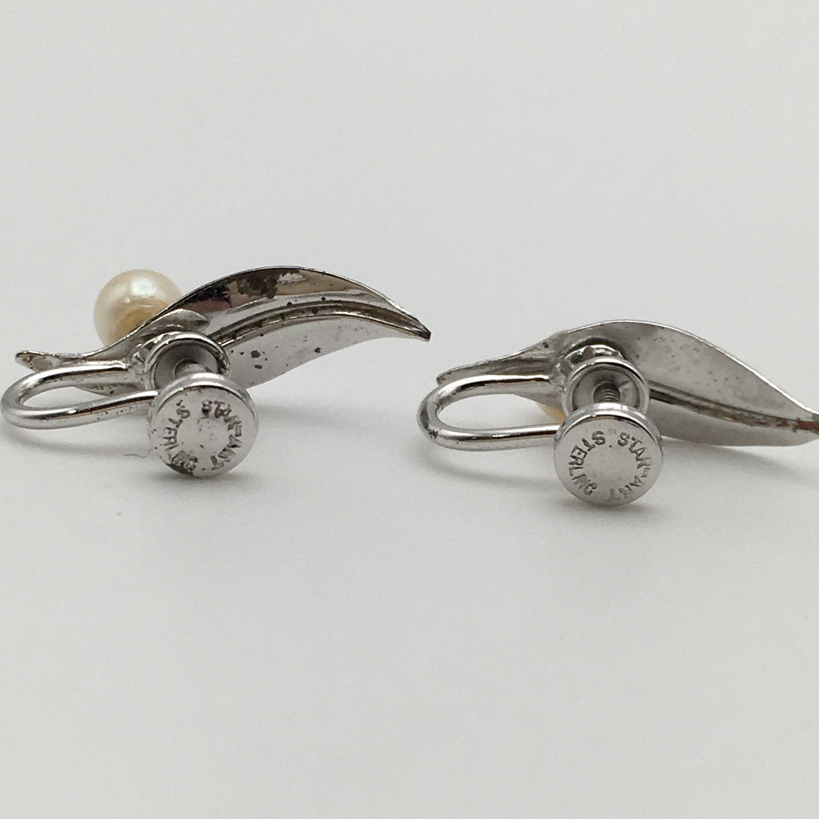 Vintage Sterling Silver Leaf Pearl Screw Back Earrings Marked Sterling 3g #90