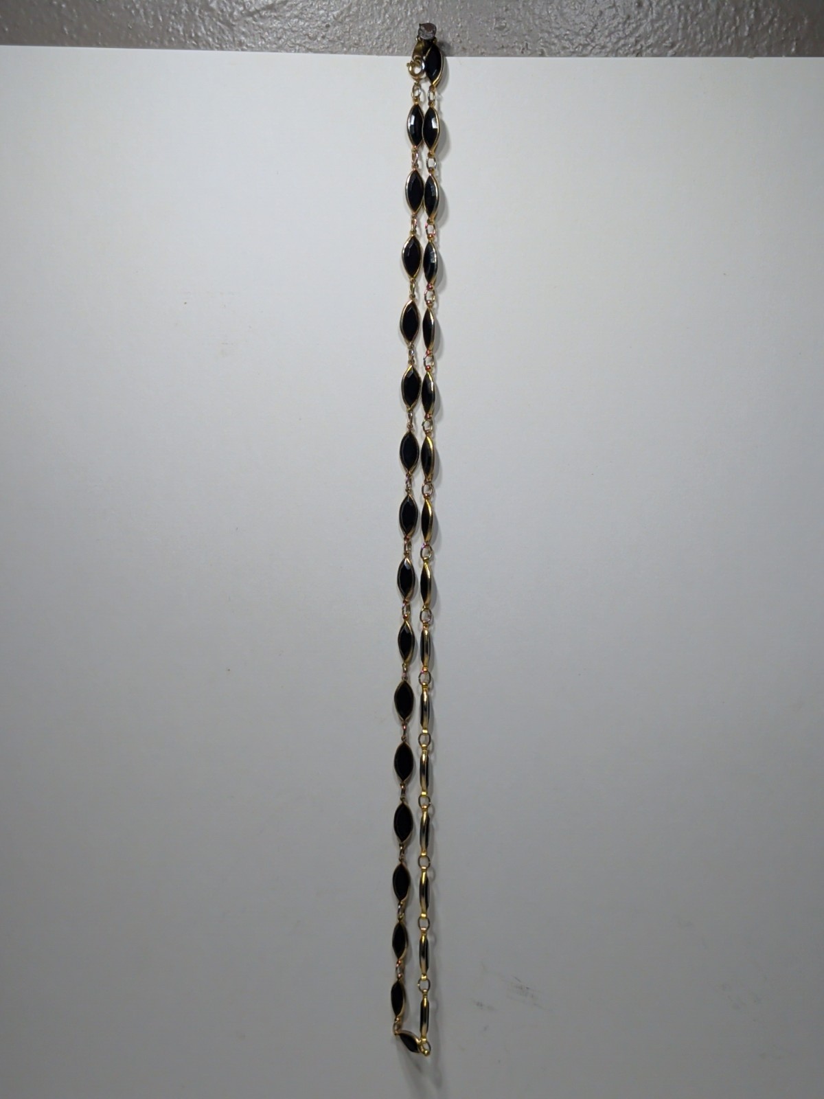 ✨VINTAGE✨ 29″ Goldtone Black Stones / Rhinestones Metal Links Necklace Costume