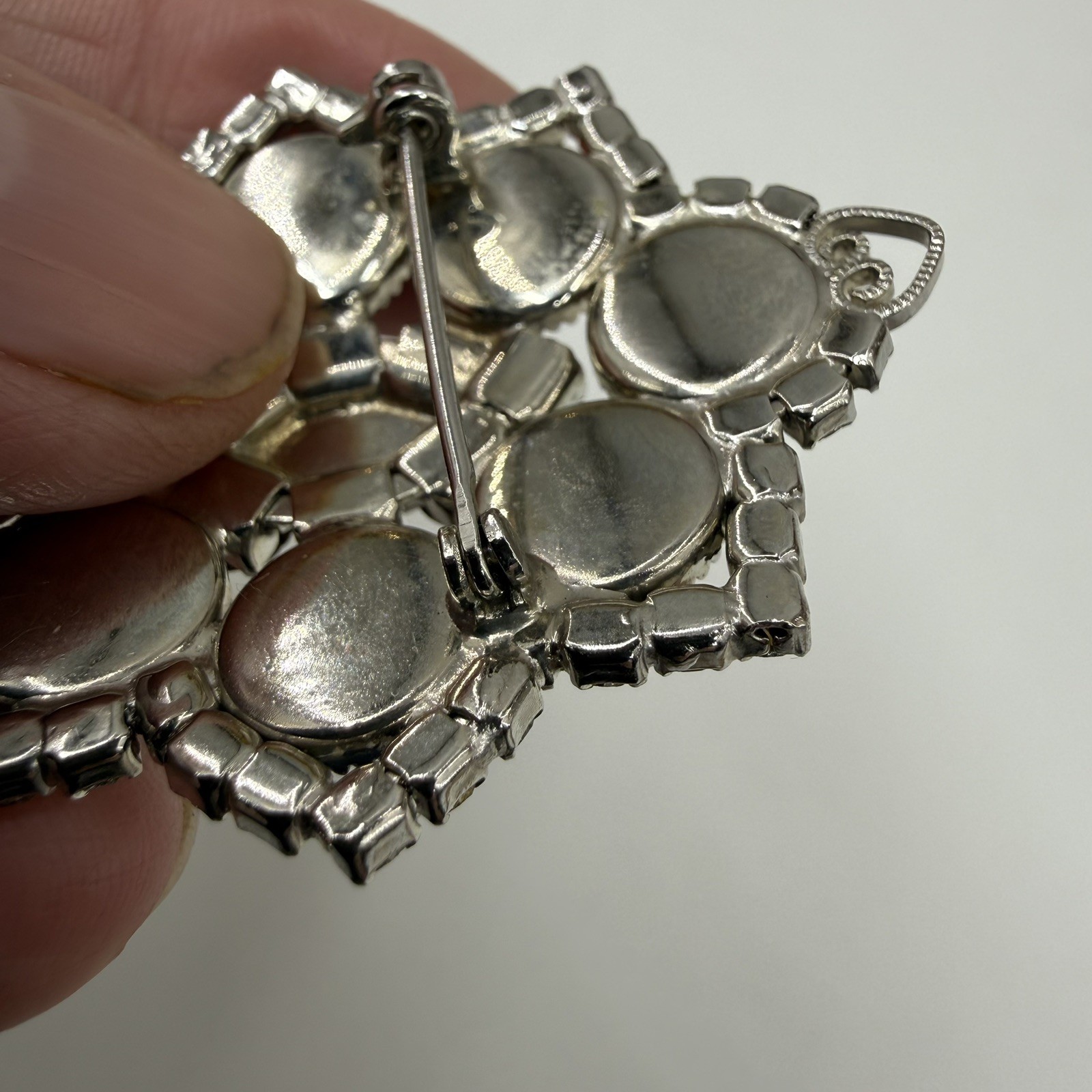 VTG DeLizza & Elster (Juliana) Hematite Cabochon Rhinestone Brooch, Verified