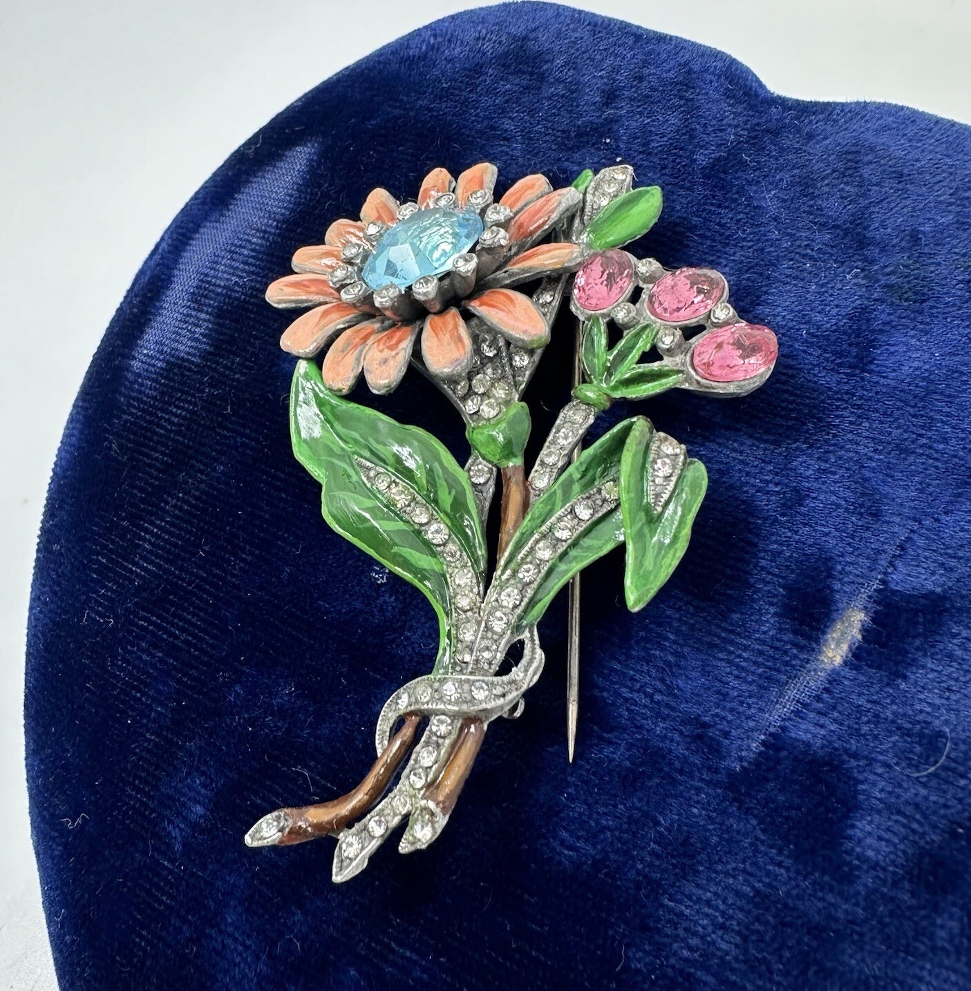 Vintage Art Deco Enamel Flower Brooch Trifari / Coro Style Pot Metal Spray Pin