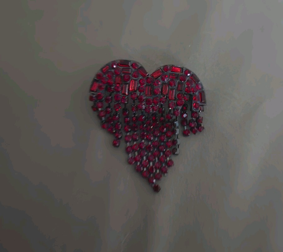 Art Deco Style Red Rhinestone Heart Shaped Brooch