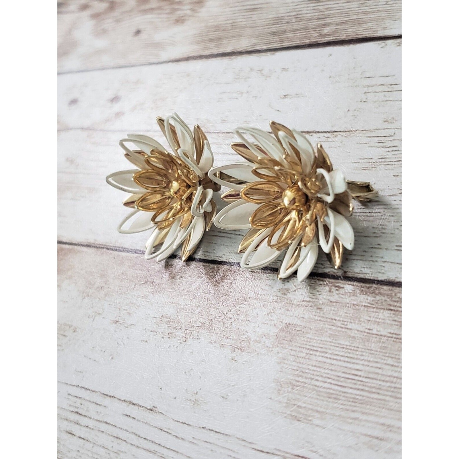 Vintage Clip On Earrings Stunning Off White & Gold Tone Large Statement Flower