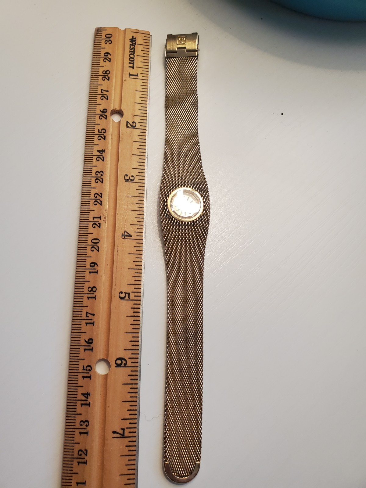 Vintage Tissot Gold-Tone Women’s Watch Manual Wind Textured Bracelet Band