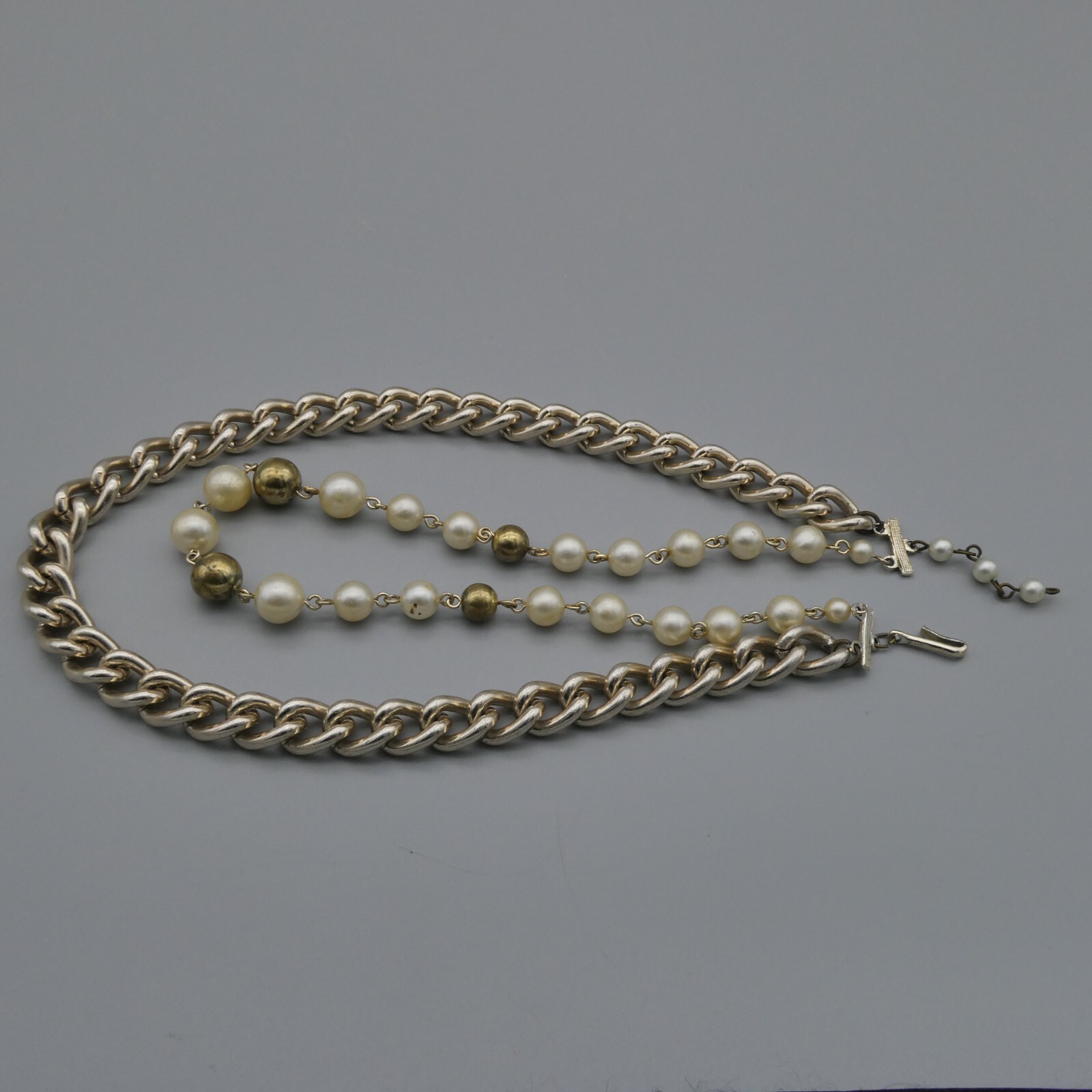 Vintage Dual 2 Strand Choker Necklace Faux Pearl Gold-Tone Curb Link Japan 15″