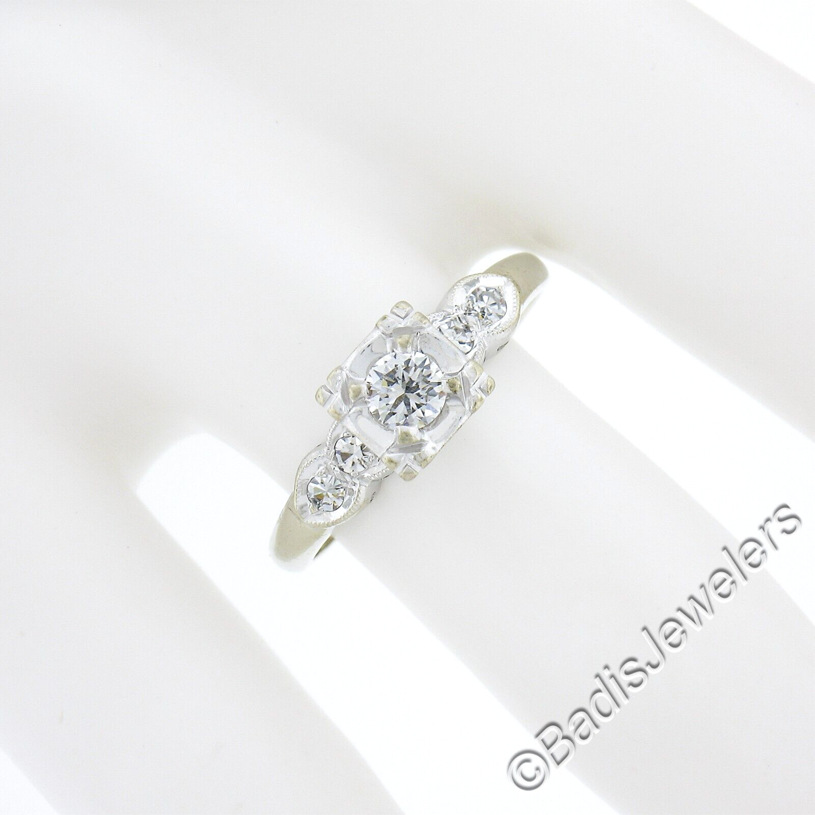 Vintage 14k White Gold 0.35ctw Round Brilliant Diamond Solitaire Engagement Ring